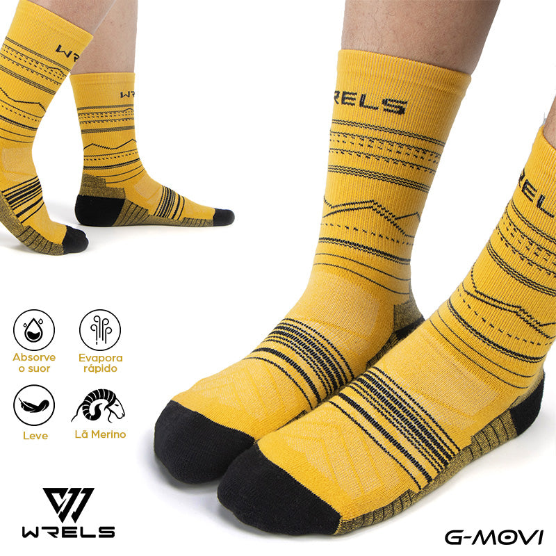 Meia de trilha em lã merino com ajuste anatômico e conforto térmico natural