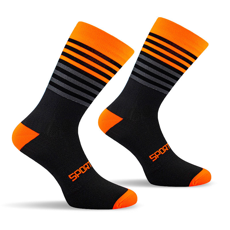 meia de compressão feminina listrada com cores neon e design gráfico