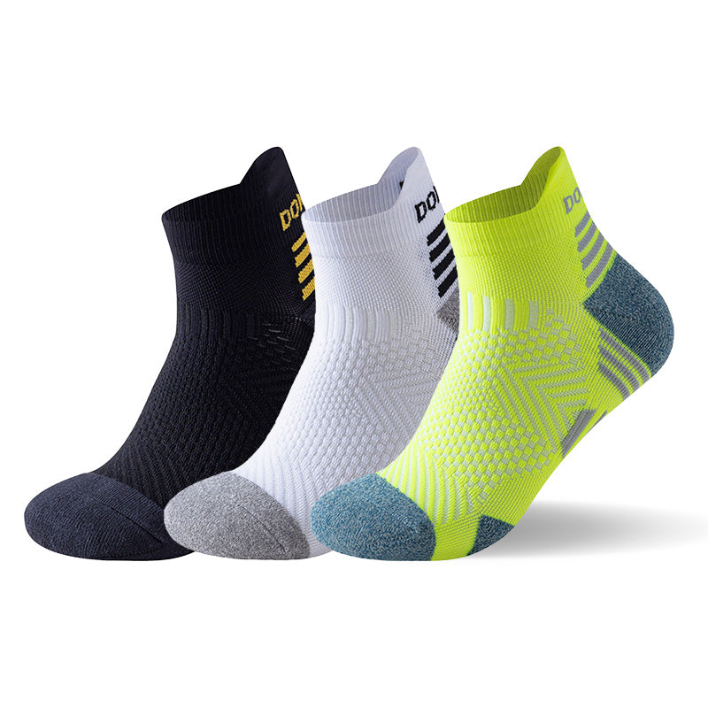 Kit com 3 pares de meias esportivas para corrida e treino – compressão e respirabilidade