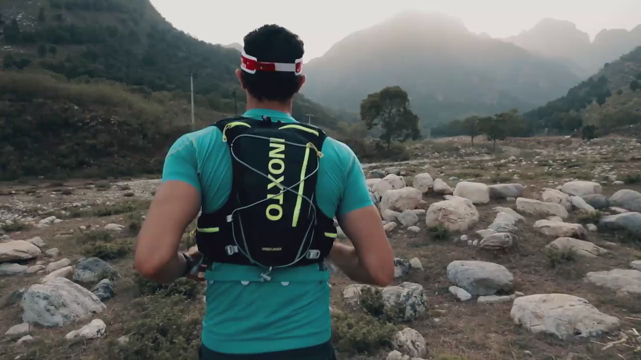 Colete de hidratação com design ergonômico leve