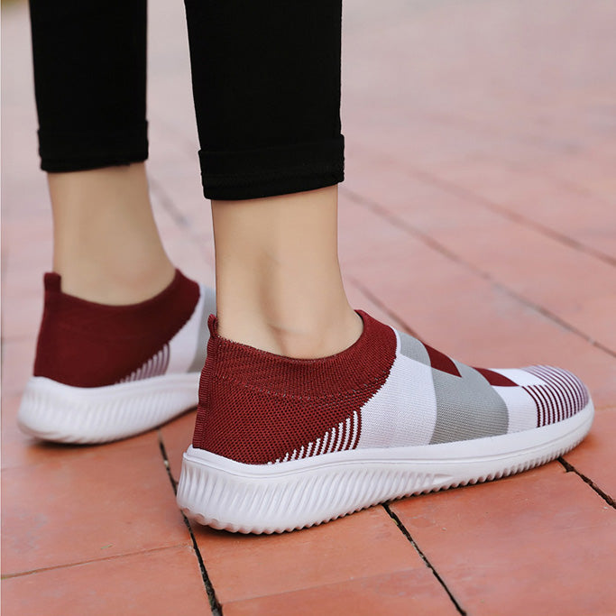 Tênis feminino leve e confortável para caminhada